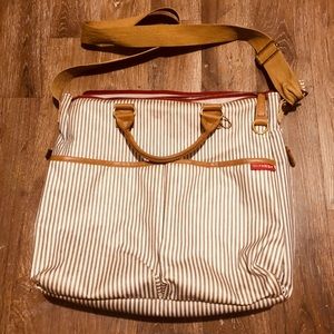 SKIP HOP Tote (diaper bag)